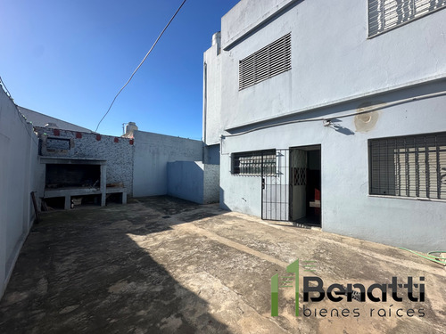 Ph 3 Amb Al Frente En Planta Baja. Doble Cochera Y Patio