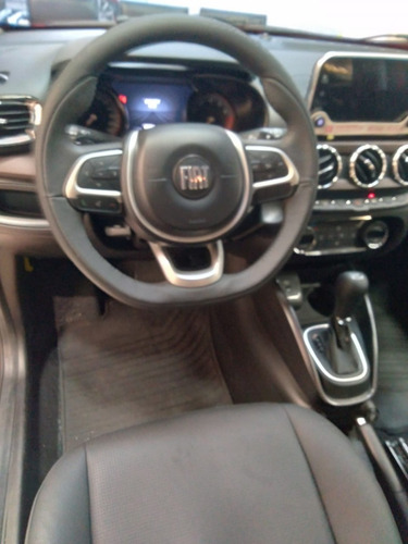 Imagen 7 de 17 de Fiat Cronos 1.3 / 1.8 / 1.8 Automatico Tenemos Stock E-