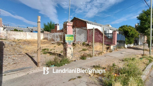 Excelente Lote En Calle Colon, Neuquen Capital