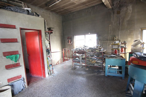 Oportunidad Local/vivienda Galpón