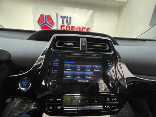 Toyota Prius 1.8 Base Cvt