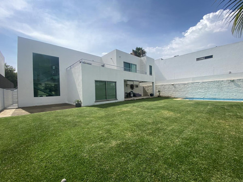 Imagen 3 de 26 de Casa En Venta En Vista Hermosa, Cuernavaca, Residencia En Exclusivo Fraccionamiento