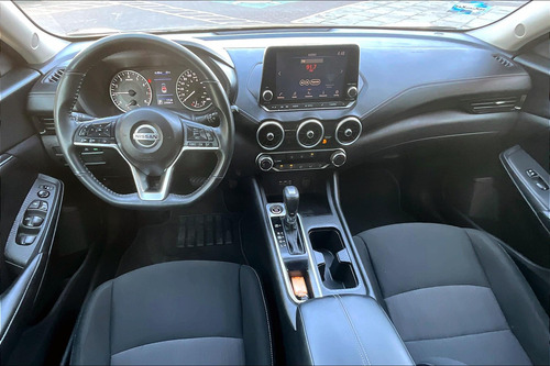 Nissan Sentra 2.0 Advance Cvt