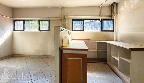 Local Comercial En Arriendo En Providencia