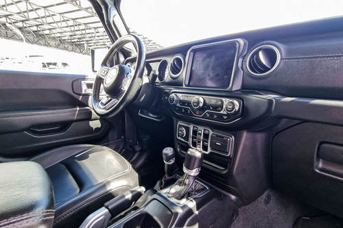 Jeep Wrangler 3.6 Unlimited Sahara 4x4 At