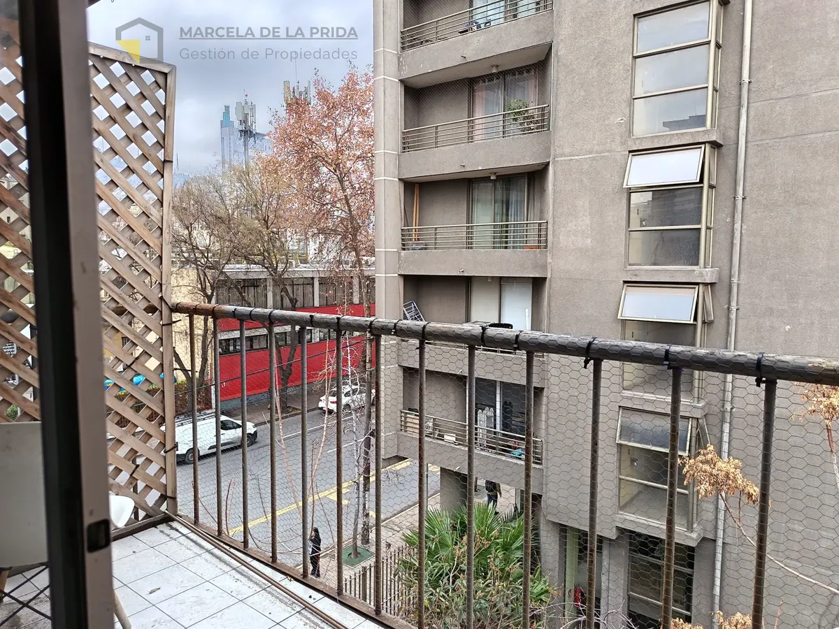 Imagen 5 de 13 de Departamento Amoblado A Pasos De Metro Parque Bustamante