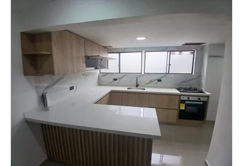 Renta Apartamento Amplio En La Circunvalar