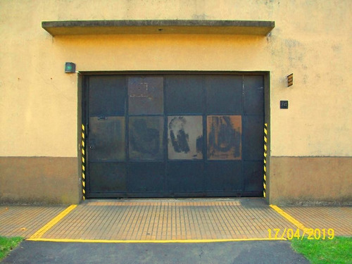 Imagen 2 de 9 de Inmueble Comercial En Venta En Quilmes Oeste