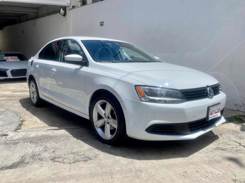 Imagen 1 de 11 de Volkswagen Jetta 2014 2.0 Cl Abs At