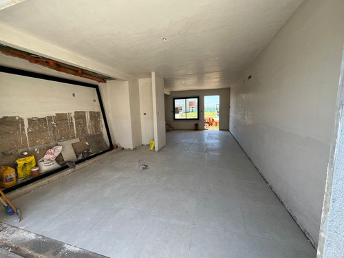 Vendo Duplex En Construcción | Docta Av | 2 Dorm.