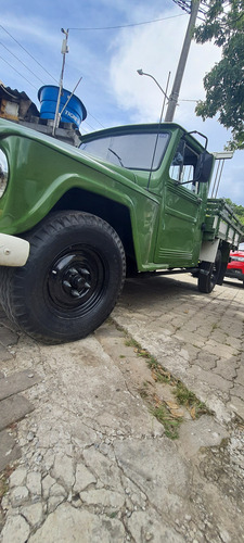 F75 6 Cilindros 4x2 Impecável