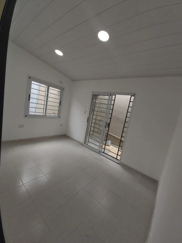 Imagen 11 de 12 de Departamento En Venta En La Tablada