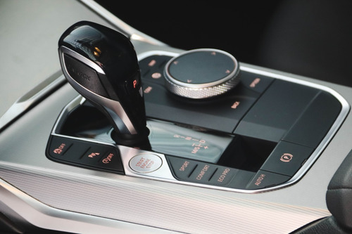 Imagem 3 de 12 de Bmw 330 I Sport