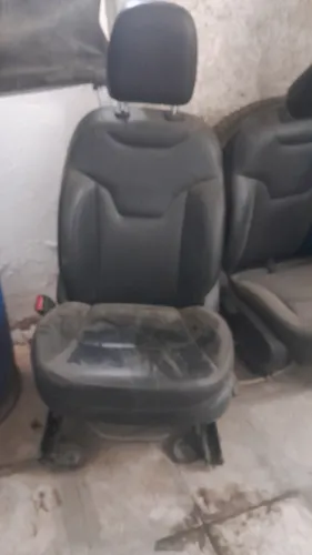 Banco De Carro Novo ..de Couros
