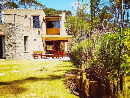 Casa En Montoya 3 Dormitorios 2 Baños-ref:32574