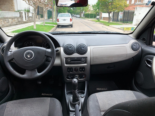 Renault Sandero 1.6 16v Confort