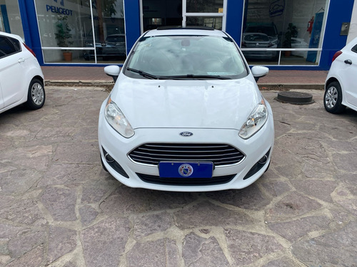 Ford Fiesta Kinetic 1.6 Titanium Powershift 120cv