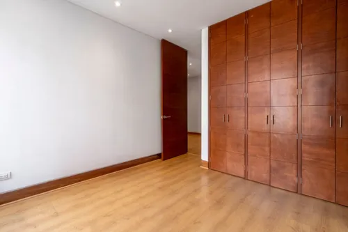 Apartamento En Arriendo/venta En Los Rosales. Cod A23453
