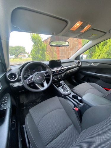 Imagen 6 de 7 de Kia Forte 2.0 Hb Ex At 2020
