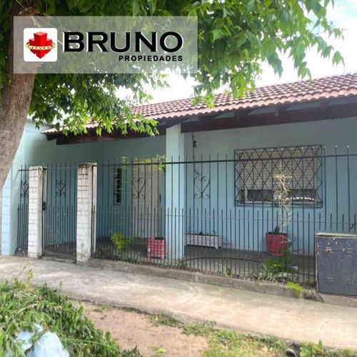 Casa En Venta En Parque San Martin