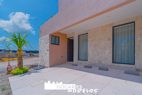 Casa En Exclusiva En Condominio Santa Fe Xochitepec