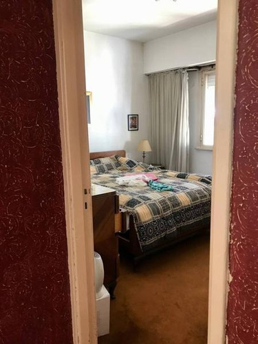 Amplio Departamento En Venta En Caballito Con Cochera Y Vista Al Parque Rivadavia