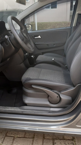 Volkswagen Fox 2012 1.0 Vht Total Flex 5p