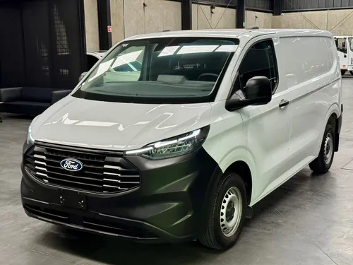 Transit Custom Van Corta, L4, 2.2t, Diésel Tm