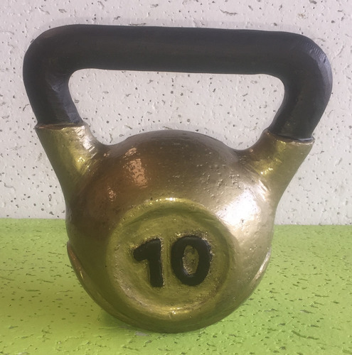 Pesas Rusa O Kettlebel De 5 Kg. Para Entrenamiento