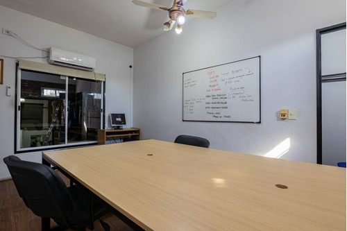 Imagen 19 de 30 de Venta Galpon Con 4 Oficinas Villa Lynch. Permuta