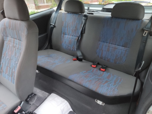 Celta Spirit Prata 1.0 3p 2010 Com Xénon Regularizado