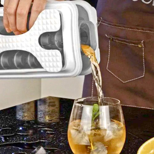 Forma De Gelo Silicone Diamante 18 Cubos Prática E Rápida