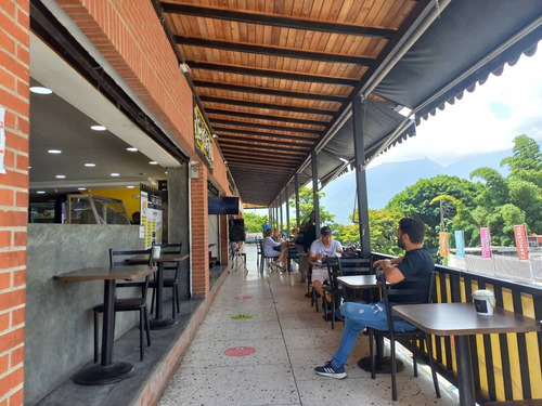 Venta Excelente Fondo De Comercio De Panadería Ubicada En Colinas De Bello Monte. Inf. Ma. Fda. Varela