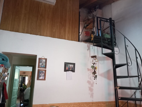 Imagen 9 de 24 de Casa Venta En Block 4 Ambientes A Reciclar Castelar Oportunidad