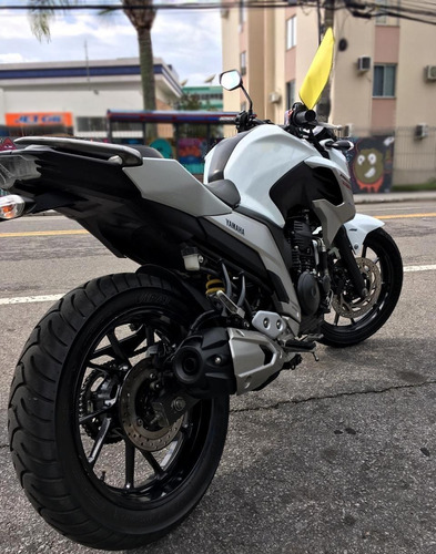 Fazer 250