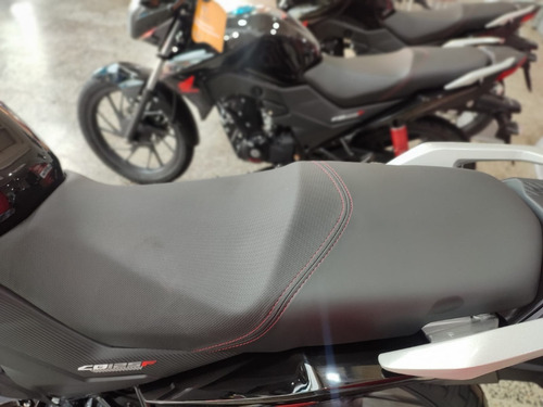 Imagen 8 de 15 de Honda Cb125f 2024 Tolima