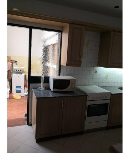 Imagen 14 de 19 de Vendo Departamento De 2 Dormitorios En San Luis Al 600