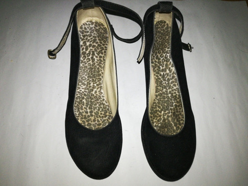 Zapatos Guillermina De Gamuza Negra Con Plataforma Leer
