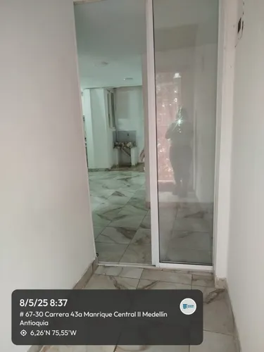 Hermoso Apartamento En Venta Manrique Central A 2 Cuadras De La Piloto,cerca A La Estacion De Palos Verdes