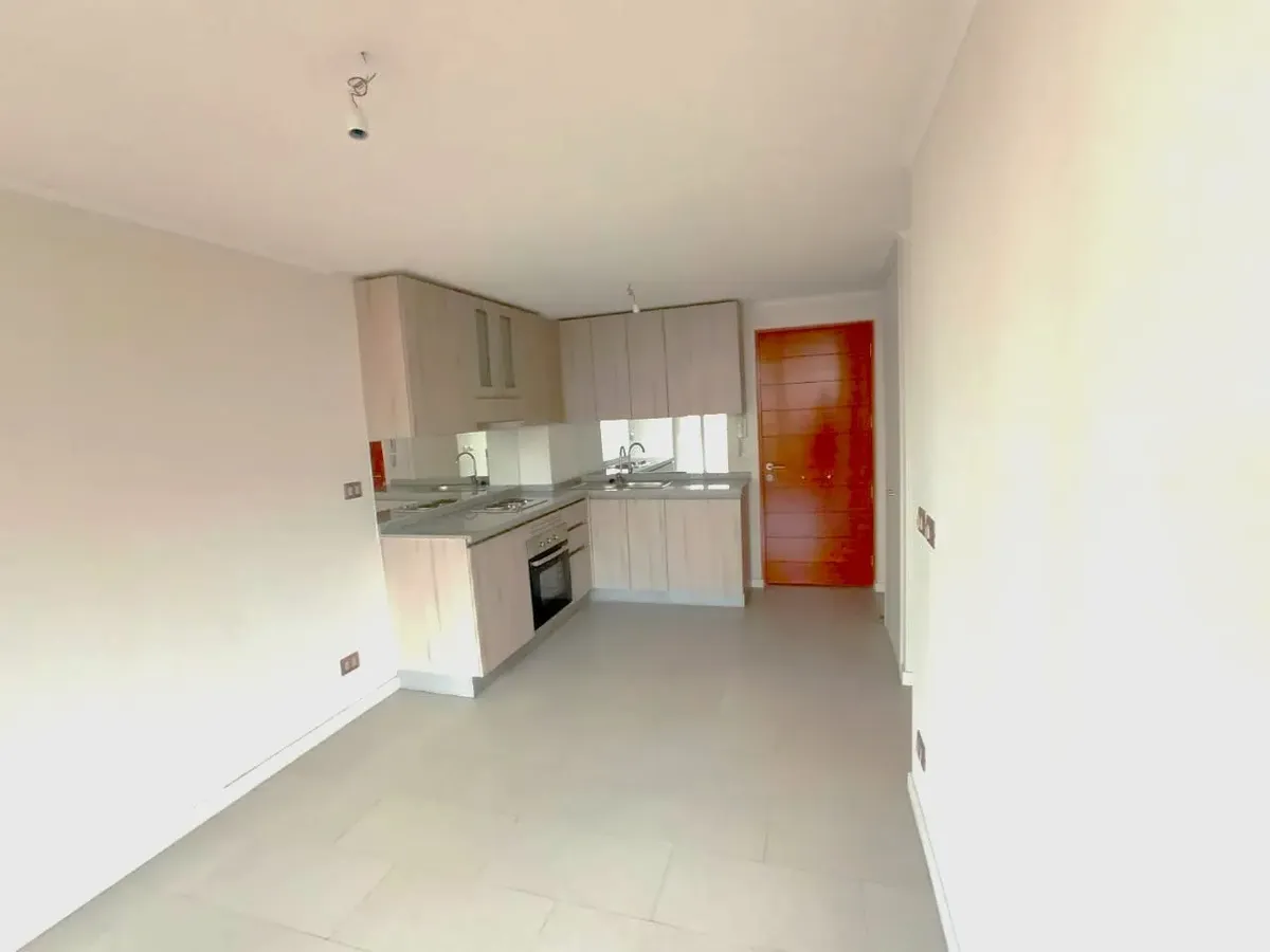 Imagen 2 de 7 de Departamento Con Ubicación Inmejorable! Metro Ñuble.