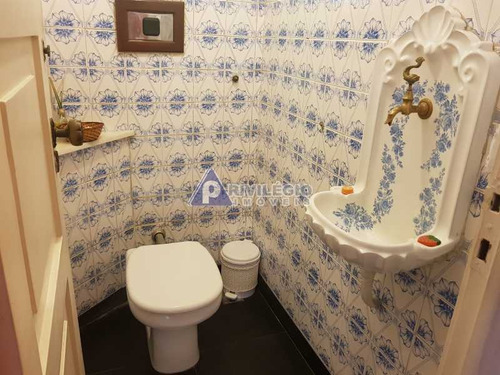 Cobertura À Venda, 4 Quartos, 1 Suíte, 1 Vaga, Copacabana - Rio De Janeiro/rj - 7653