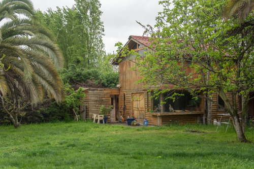 Parcela Con Casa Y Cabaña En Excelente Ubicación En Lonquén