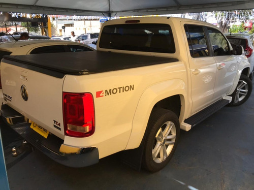 Imagem 3 de 11 de Volkswagen Amarok 2.0 Highline 4x4 At Branco 2016