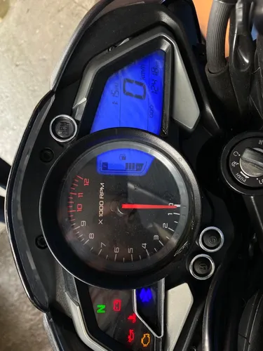Pulsar Ns 200 Fi Con Gps, Luces Led Y Corta Vientos Como Nue