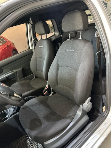 Fiat Strada 1.4 Freedom Cab. Dupla Flex 3p