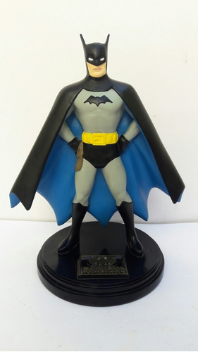 Escultura De Batman Golden Age Dc 