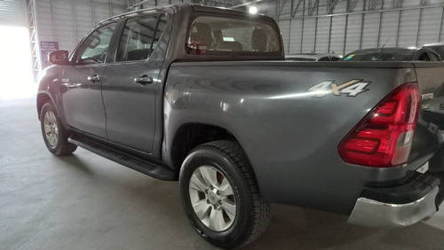 Toyota Hilux 2.8 Cd Srv 177cv 4x4 At 2018