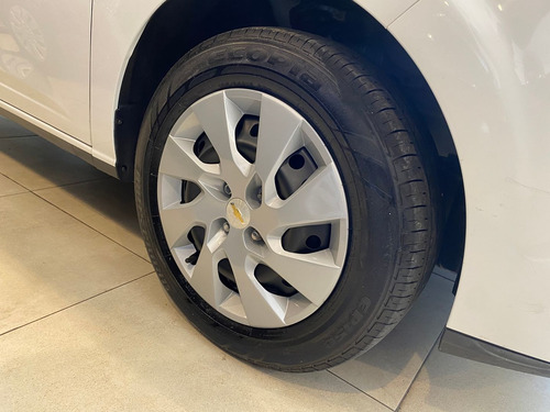 Imagem 3 de 6 de Chevrolet Prisma 1.4 Mpfi Lt 8v Flex 4p Manual