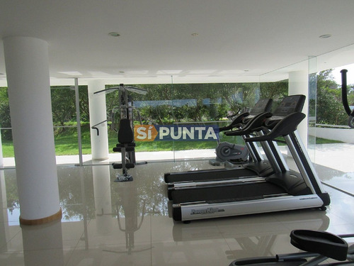 Imagen 19 de 22 de Apartamento En Alquiler - Brava