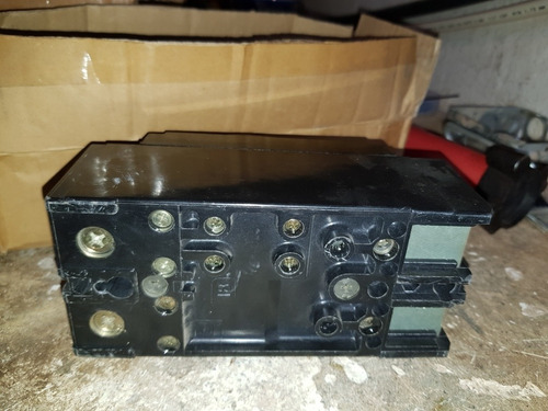 Imagen 4 de 5 de Breaker 2 Polos 2x125a Marca Square D
